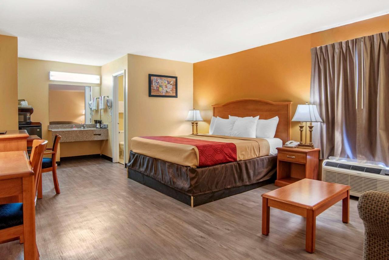 Econo Lodge Inn & Suites Evergreen Ngoại thất bức ảnh