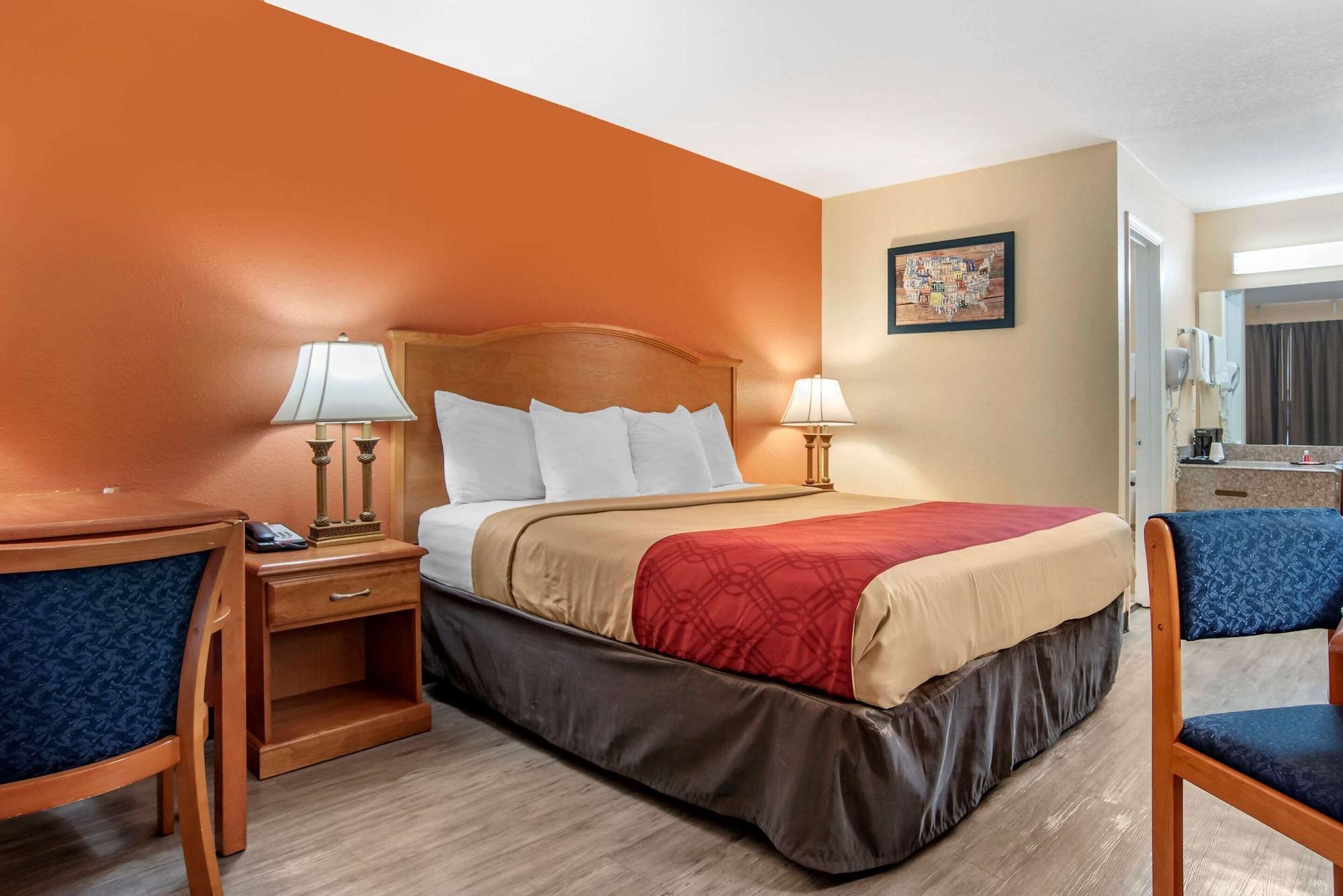 Econo Lodge Inn & Suites Evergreen Ngoại thất bức ảnh