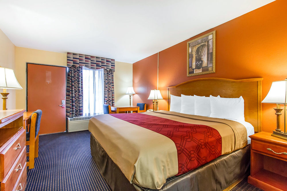 Econo Lodge Inn & Suites Evergreen Ngoại thất bức ảnh