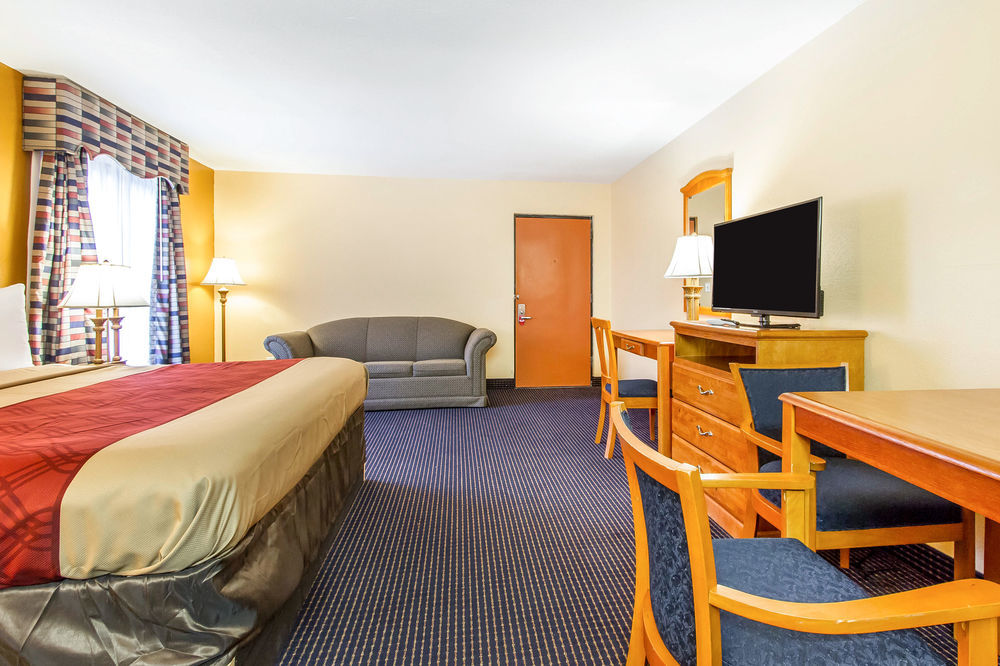 Econo Lodge Inn & Suites Evergreen Ngoại thất bức ảnh
