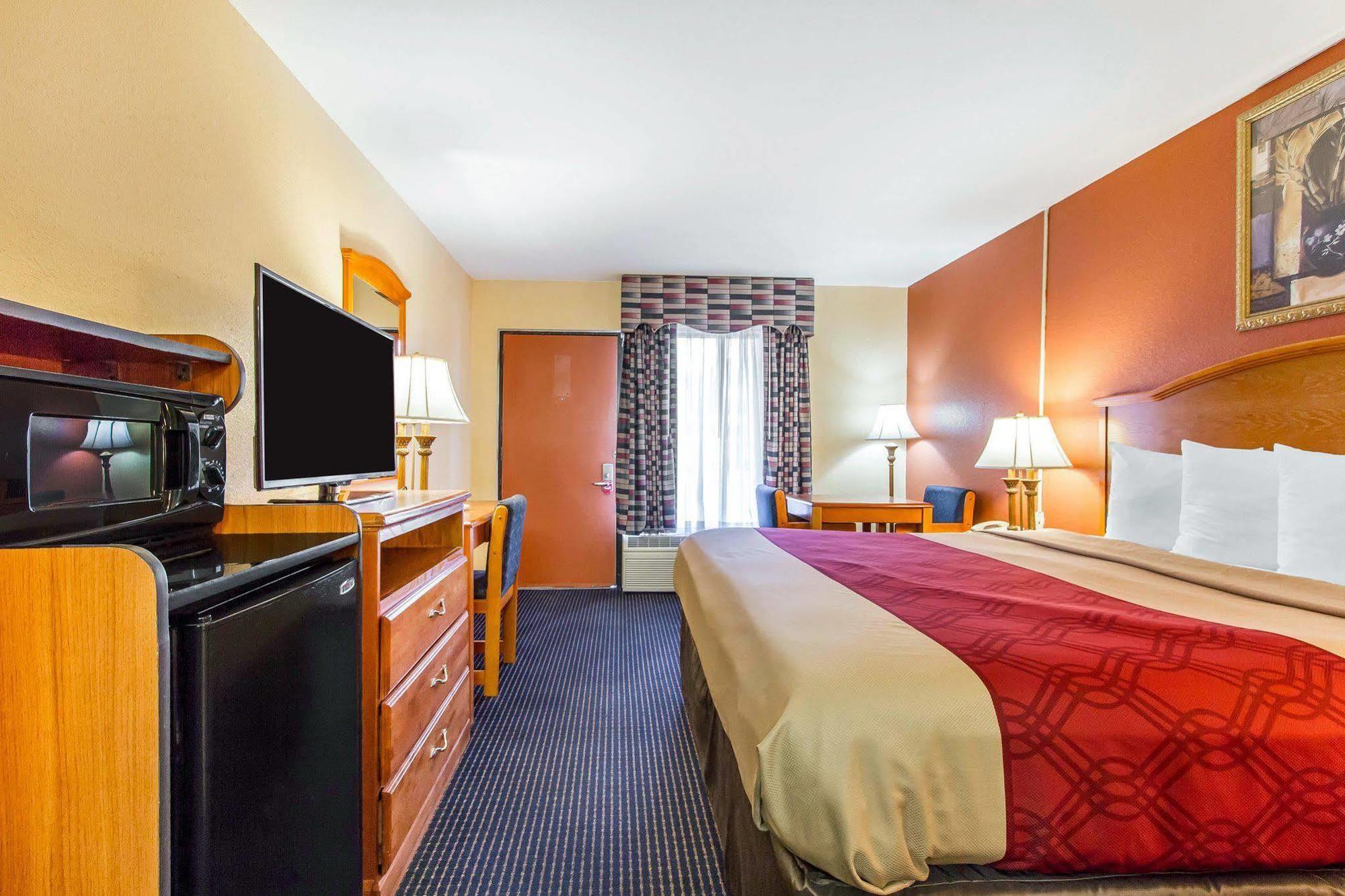 Econo Lodge Inn & Suites Evergreen Ngoại thất bức ảnh